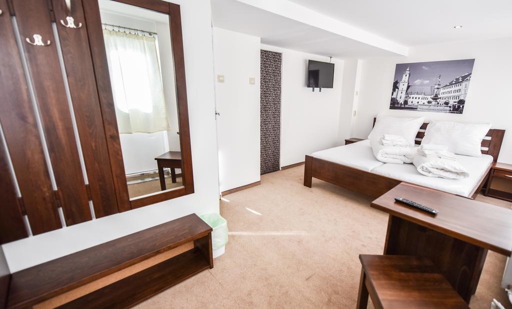 Gracia Úszó hotel Pozsony