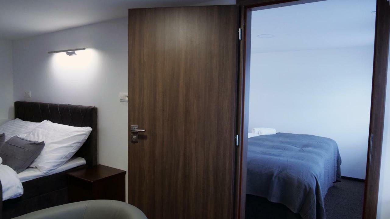 Gracia Úszó hotel Pozsony